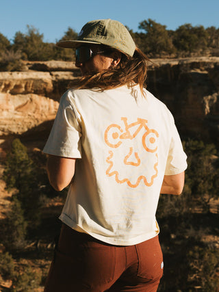 Baggy Eatin' Grin Art Tee